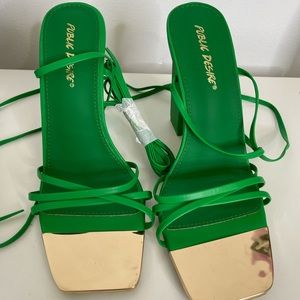 Gold Toe Green Heels
